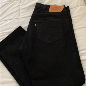 Like new black boot cut men’s jeans